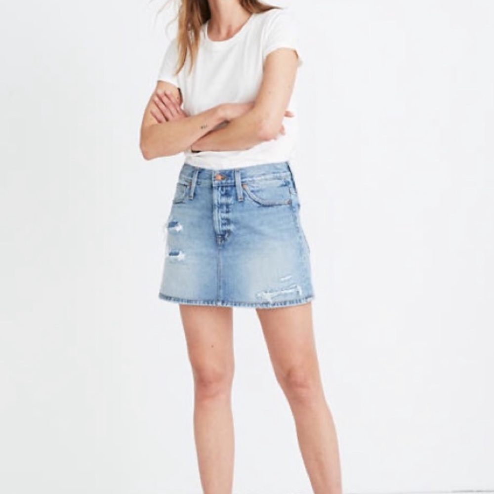 Madewell Rigid Distressed Denim Skirt Size 6